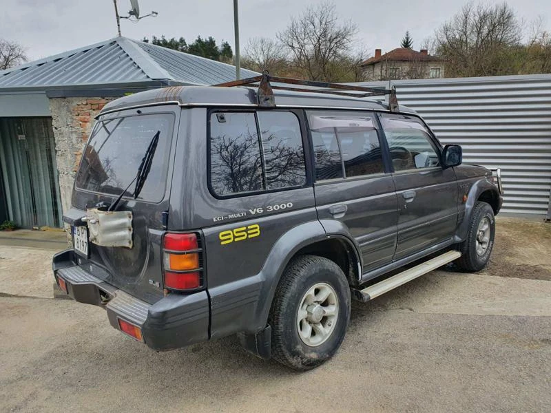 Mitsubishi Pajero 3.0I V6, снимка 2 - Автомобили и джипове - 46834468