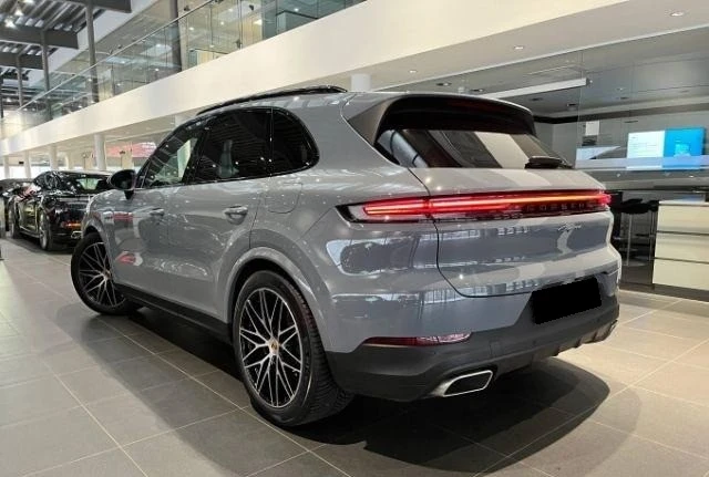 Porsche Cayenne E-HYBRID/FACELIFT/BOSE/LIFT/PANO/360/MATRIX/, снимка 4 - Автомобили и джипове - 53153513