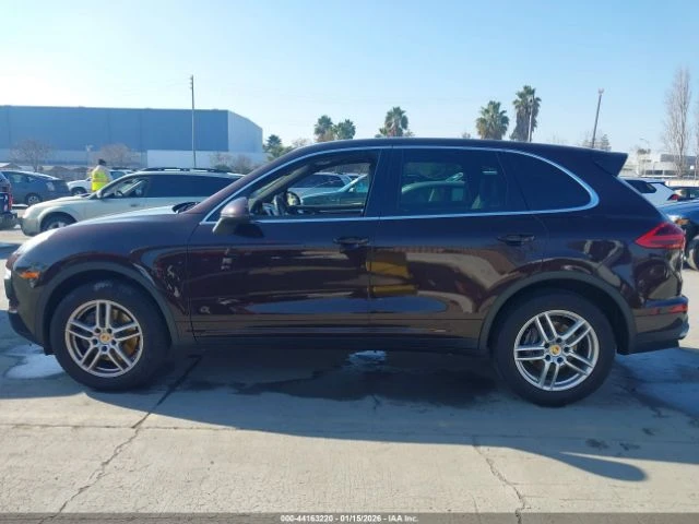 Porsche Cayenne PREMIUM* 4x4* ОбДУХВАНЕ* Камера* Подгрев* ПАМЕТ*  - изображение 7