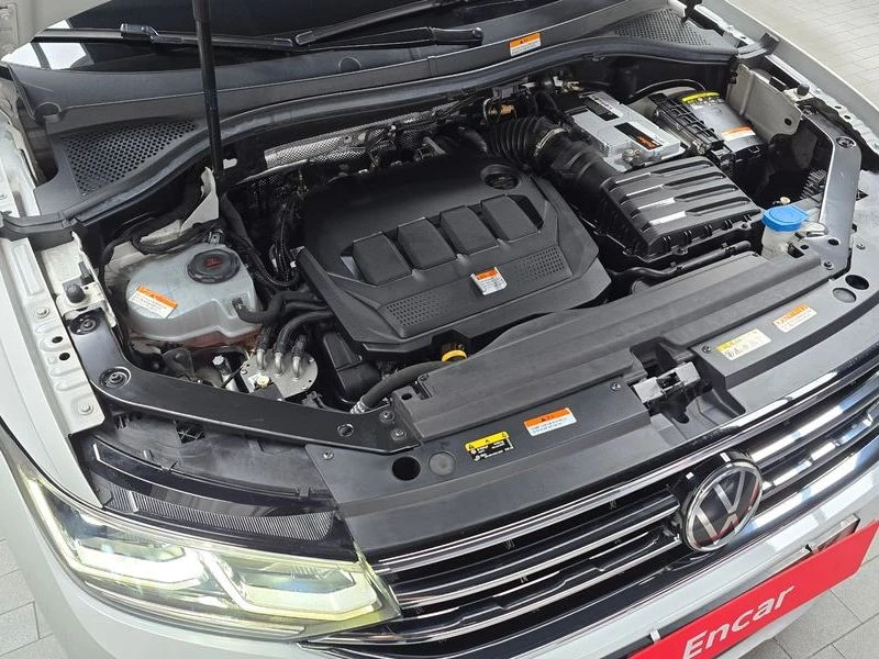 VW Tiguan 2.0 TDI Premium| 150к.с.| ВКЛ.ТЕХНОТЕСТ, снимка 6 - Автомобили и джипове - 55650472