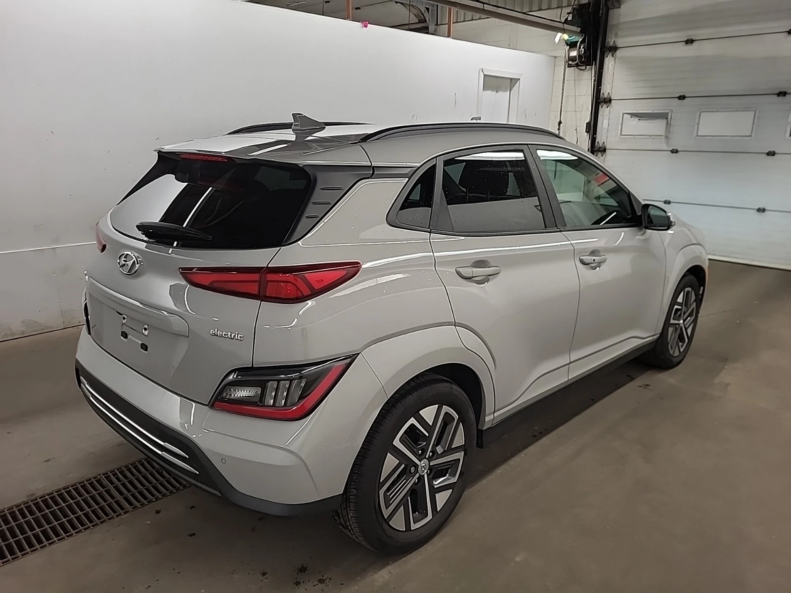 Hyundai Kona ELECTRIC ULTIMATE * * CARFAX * * АВТО КРЕДИТ * *  - изображение 4