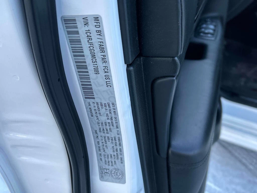 Jeep Grand cherokee * High Altitude * CARFAX * ��� ������������ ������ | Mobile.bg � ����������� 13