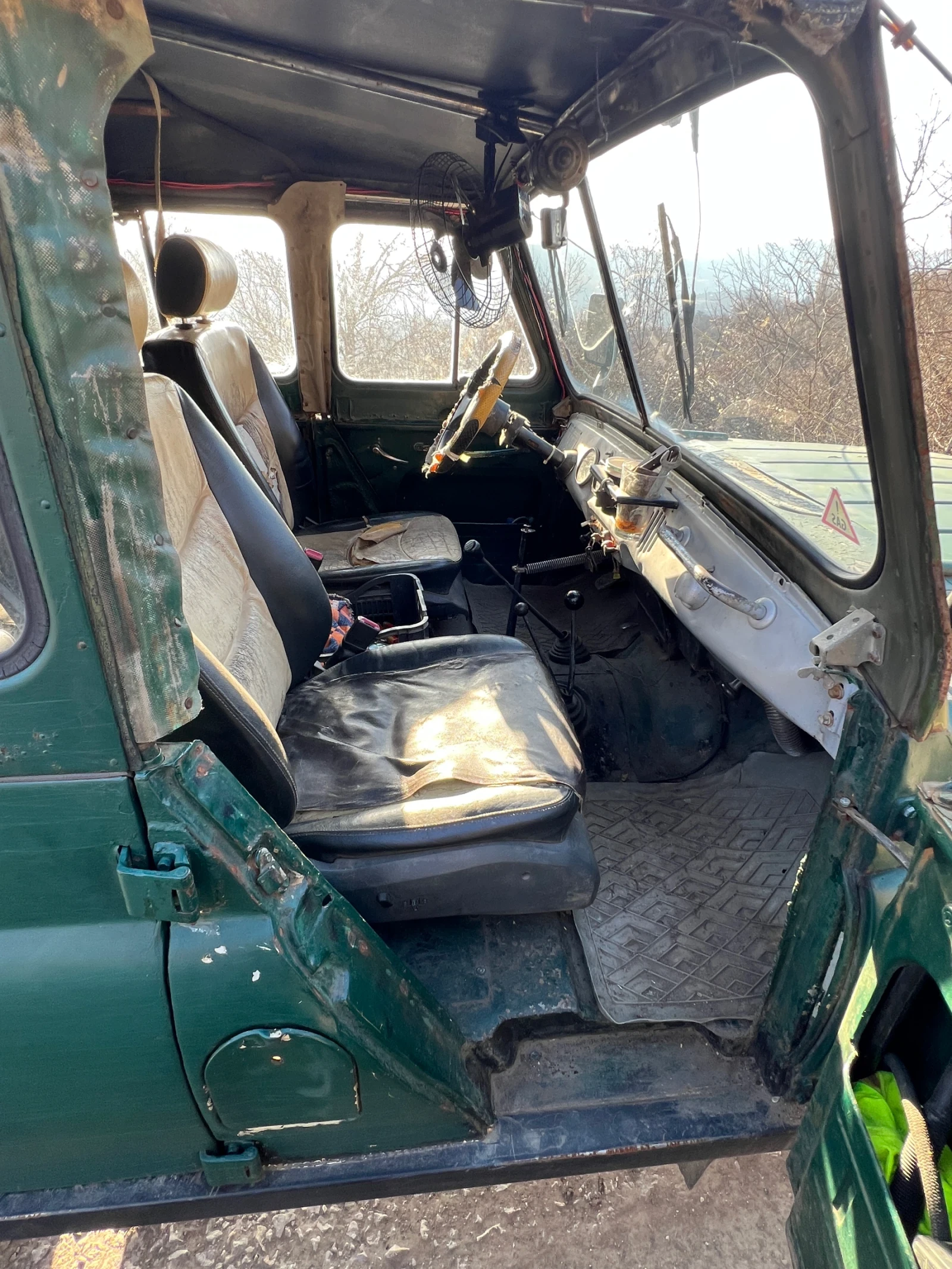 Uaz 469 2.4 Gaz , снимка 10 - Автомобили и джипове - 53918391