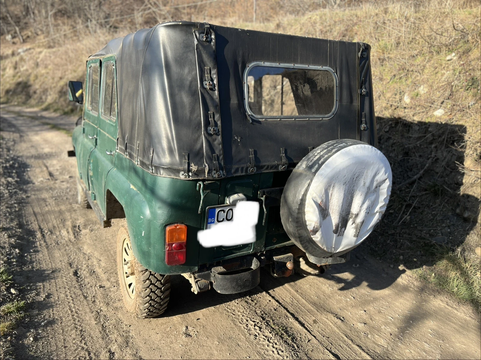 Uaz 469 2.4 Gaz , снимка 3 - Автомобили и джипове - 53918391