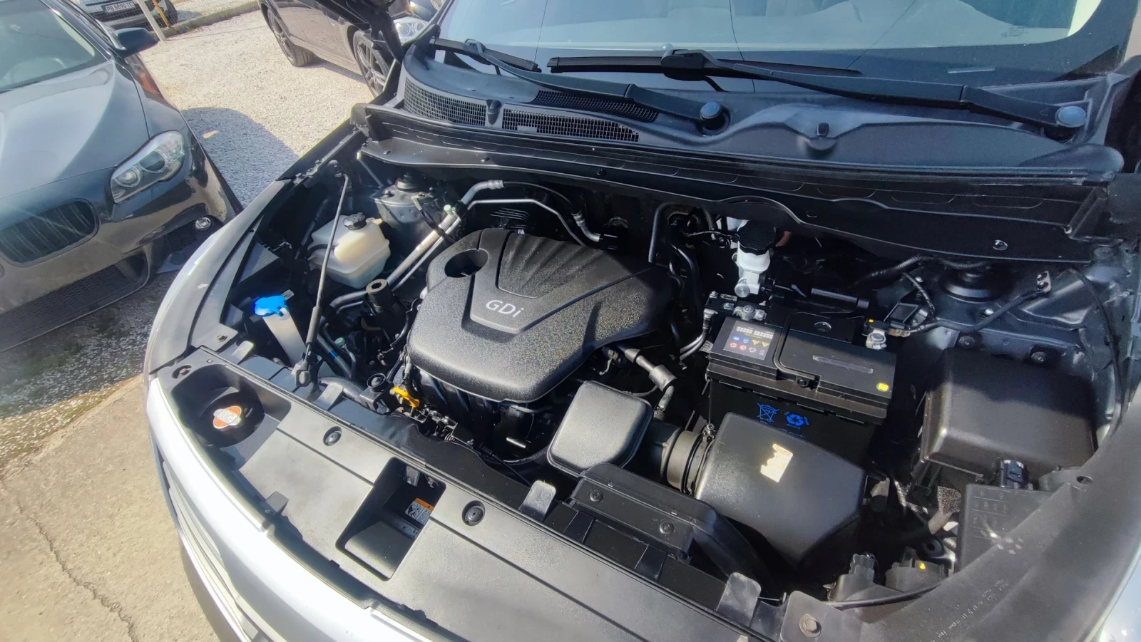 Kia Sportage 1.6i, снимка 15 - Автомобили и джипове - 53982524