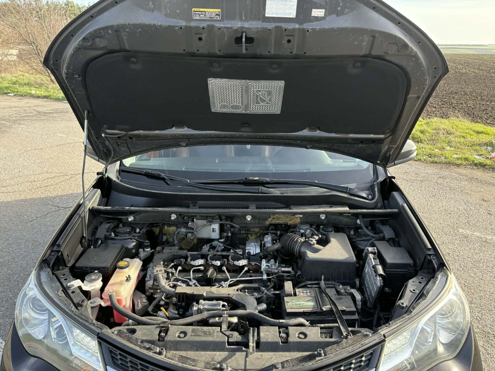 Toyota Rav4, снимка 13 - Автомобили и джипове - 54806451
