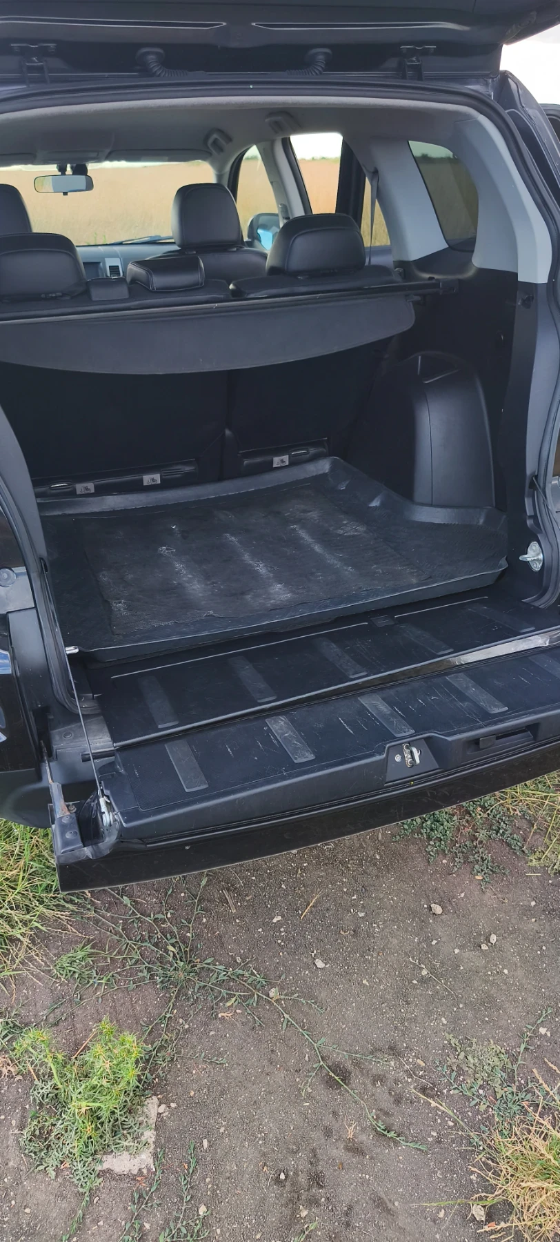 Mitsubishi Outlander, снимка 9 - Автомобили и джипове - 55212050
