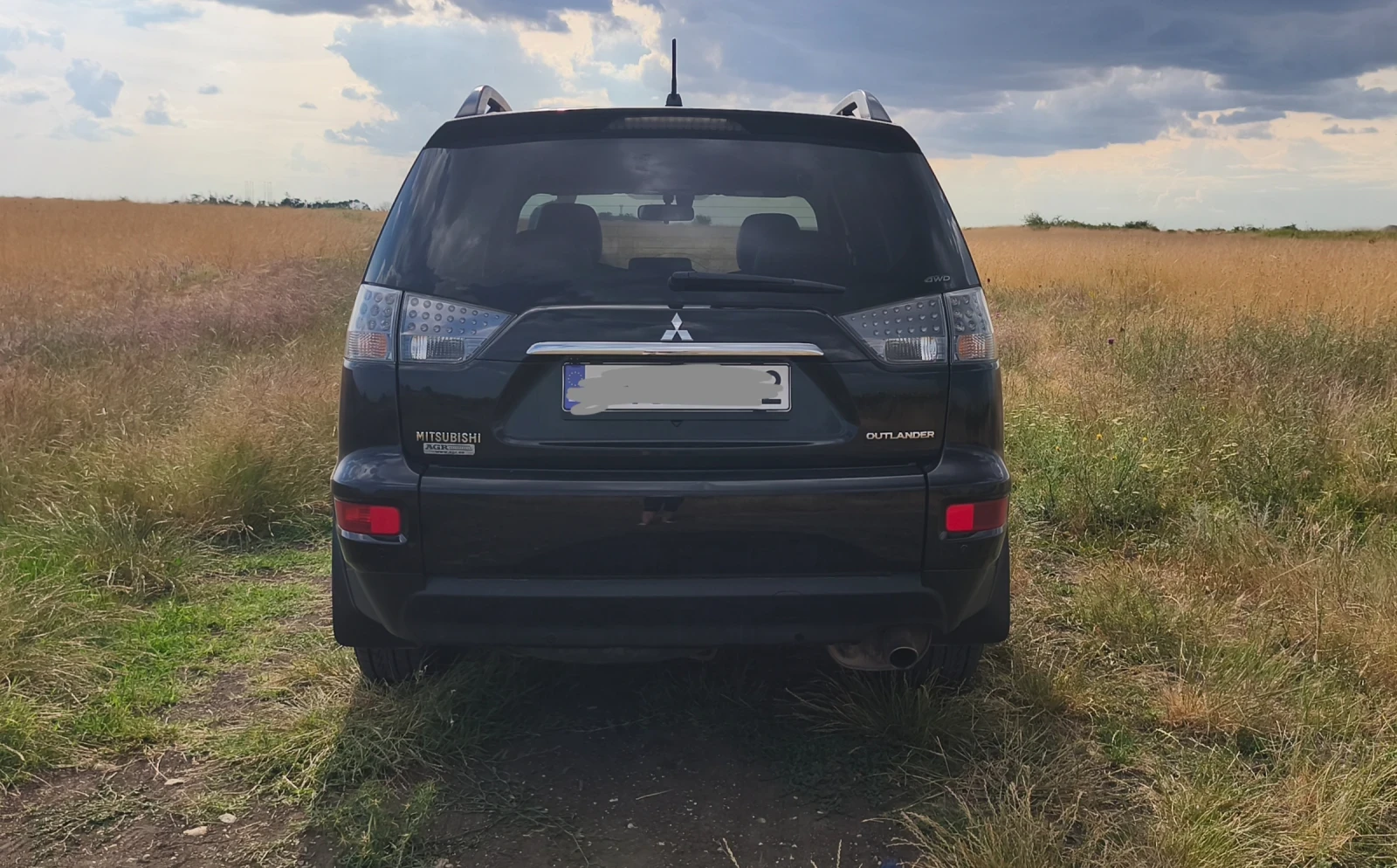 Mitsubishi Outlander, снимка 5 - Автомобили и джипове - 55212050