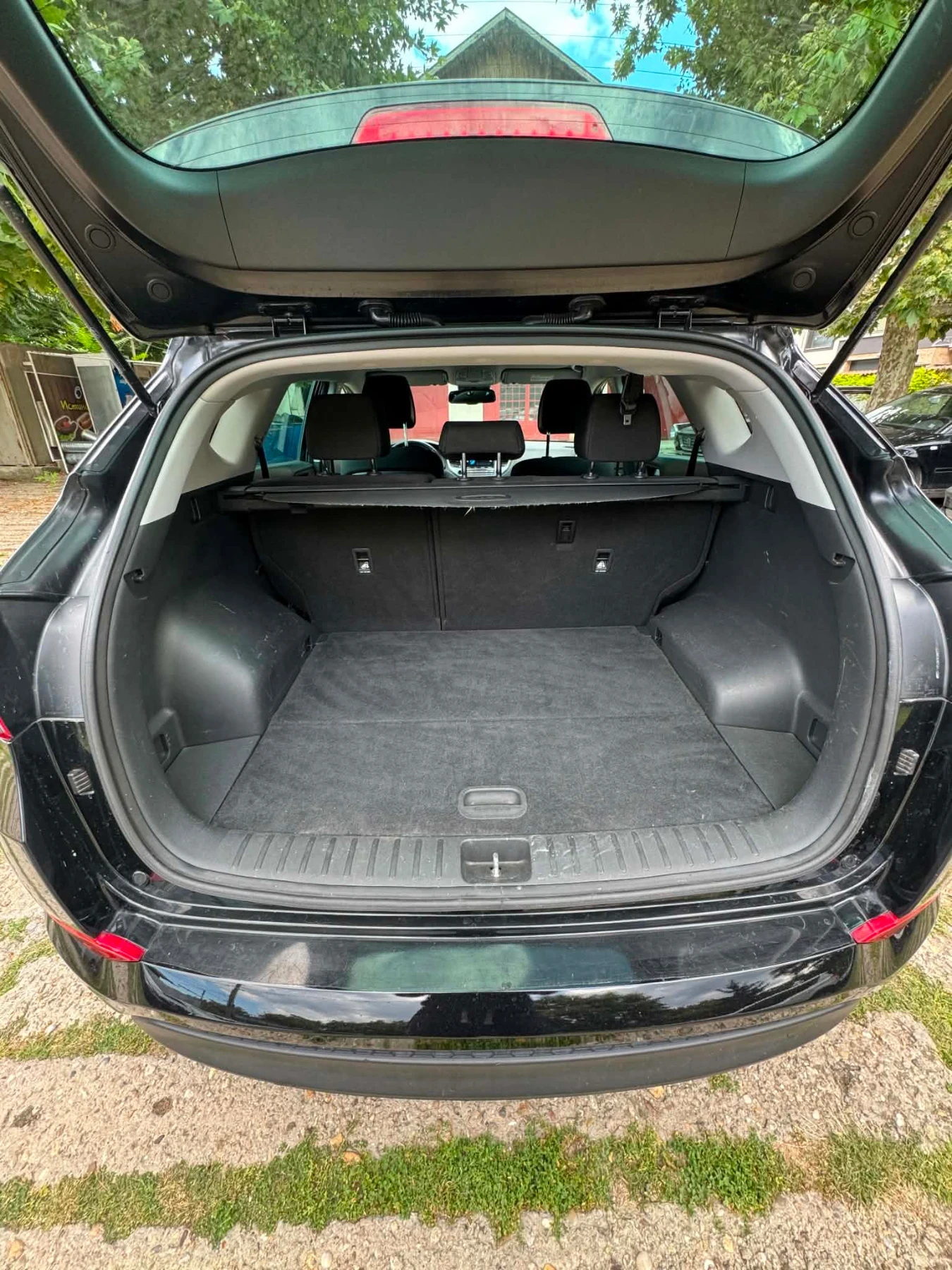 Hyundai Tucson 1.7CRDI/Сменени Вериги/Парктроник/Камера/Keyless, снимка 13 - Автомобили и джипове - 55479670