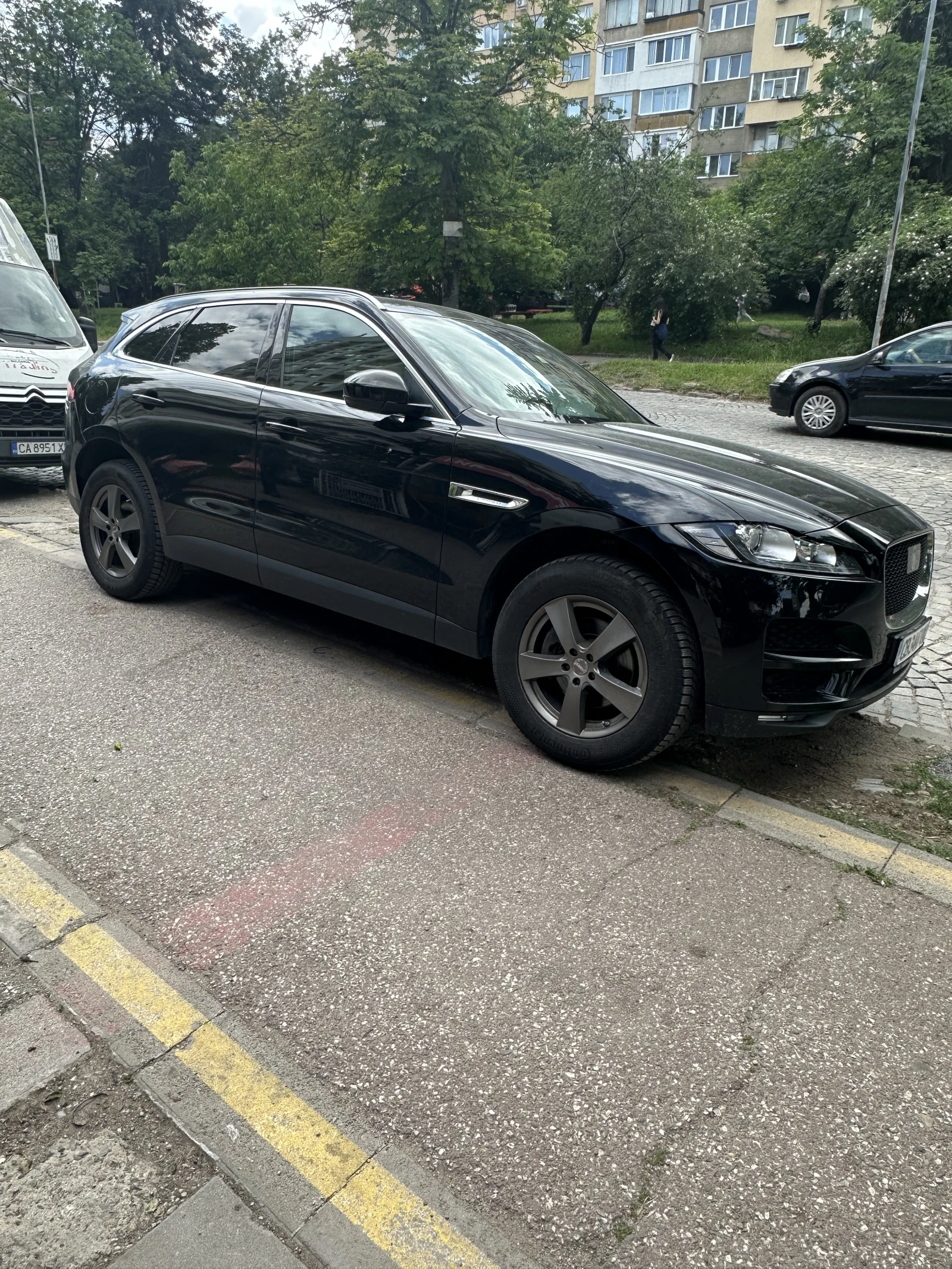 Jaguar F-PACE 2.0d PRESTIGE AWD Full Top ГАРАЖЕН ВЕРИГИ на 30000, снимка 15 - Автомобили и джипове - 56056977