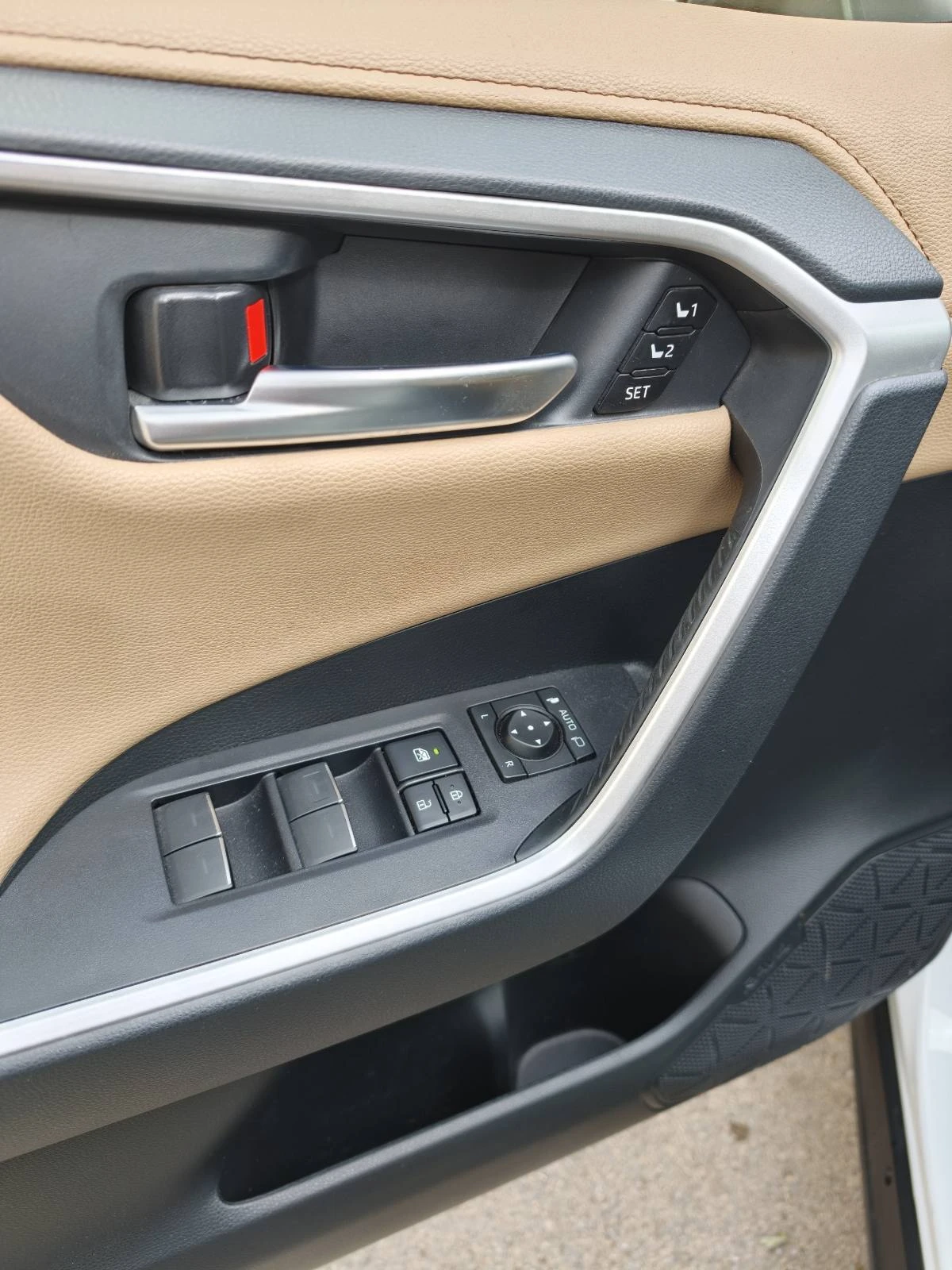 Toyota Rav4 2.5 Hybrid AWD-i Luxury | Mobile.bg � ����������� 11
