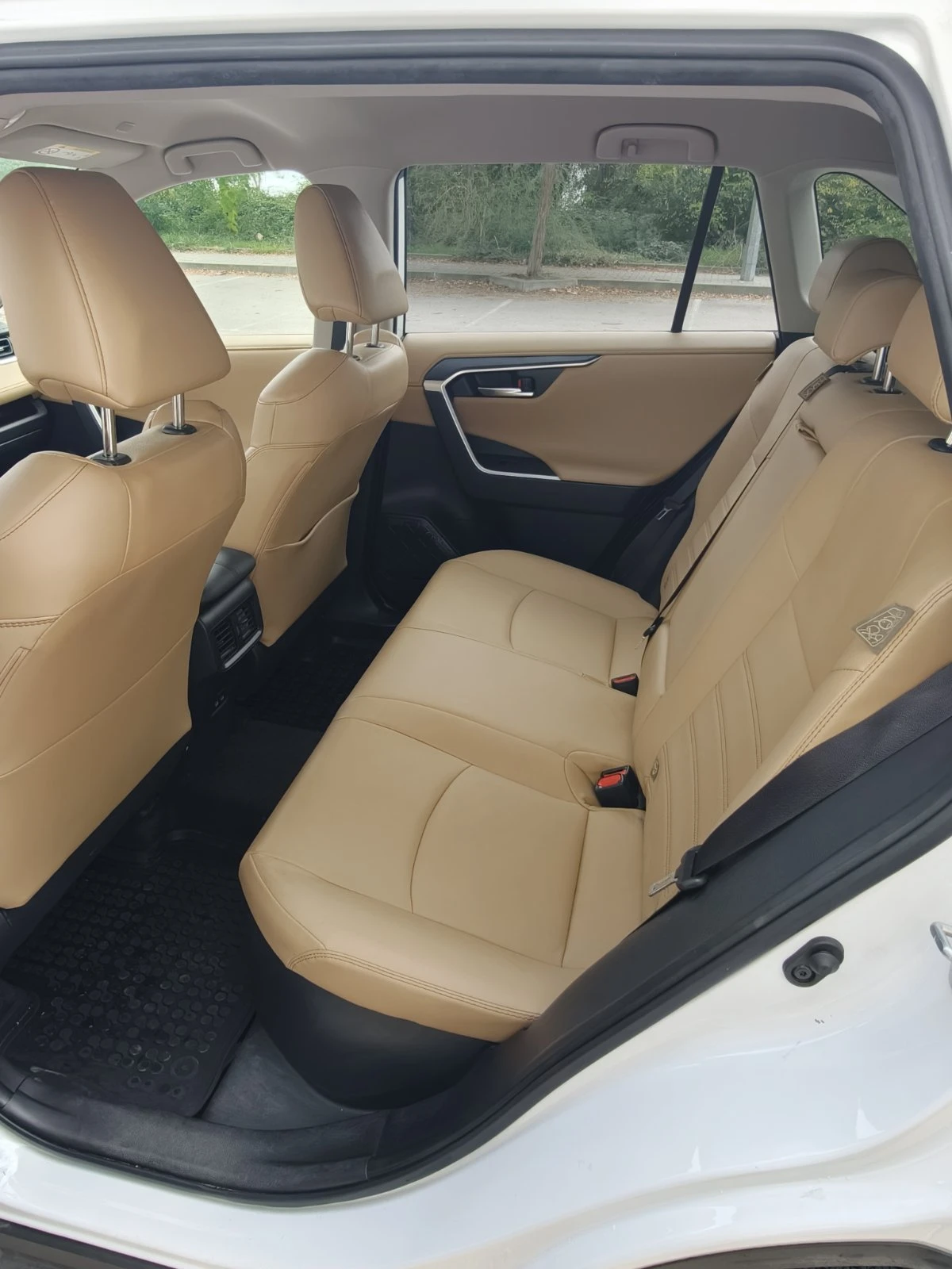 Toyota Rav4 2.5 Hybrid AWD-i Luxury | Mobile.bg � ����������� 3