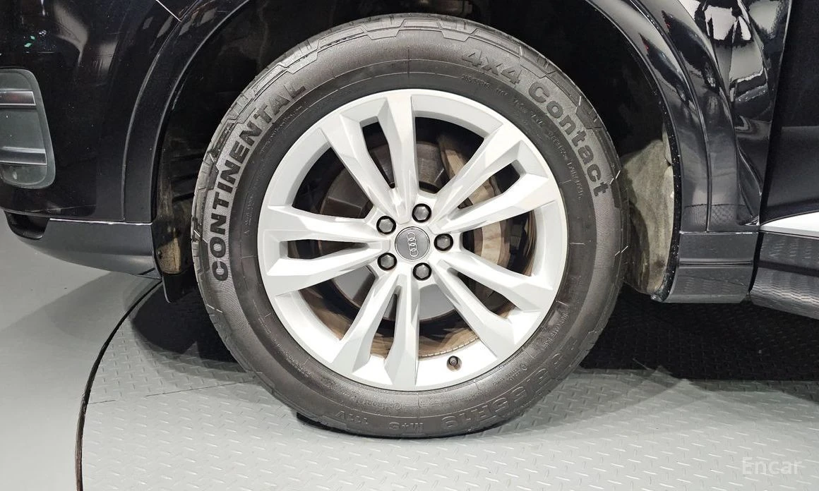 Audi Q7, снимка 5 - Автомобили и джипове - 56675899