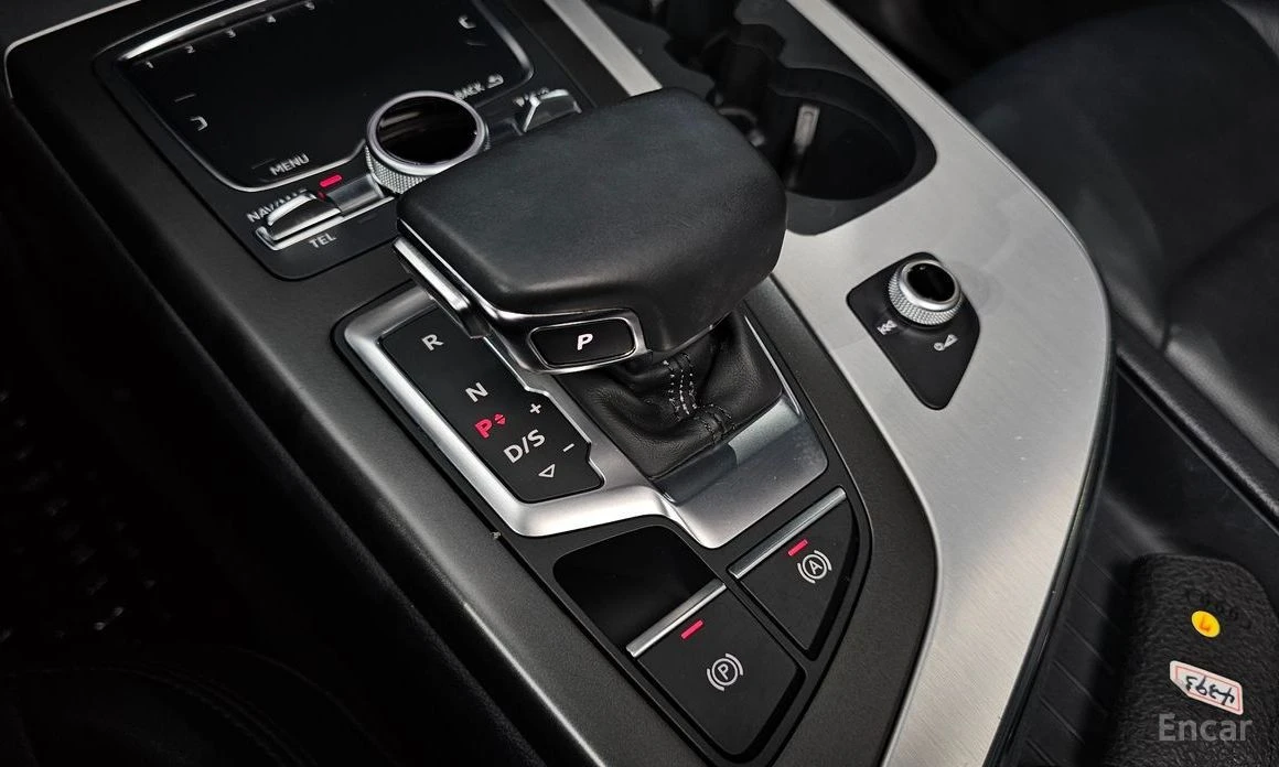 Audi Q7, снимка 9 - Автомобили и джипове - 56675899