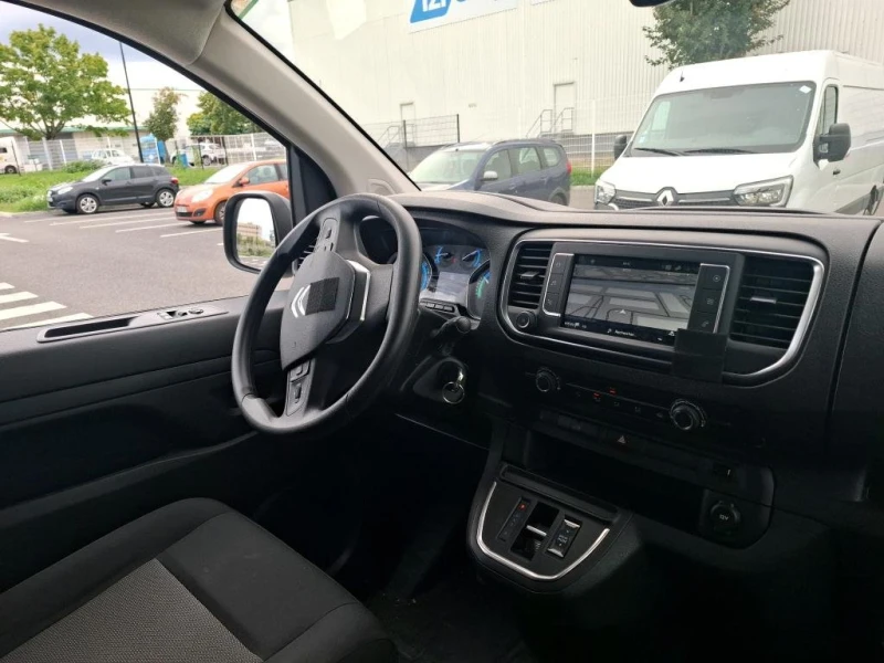 Citroen Jumpy e-Jumpy 75 kWh - 6, 000 km!!!, снимка 12 - Бусове и автобуси - 52611182