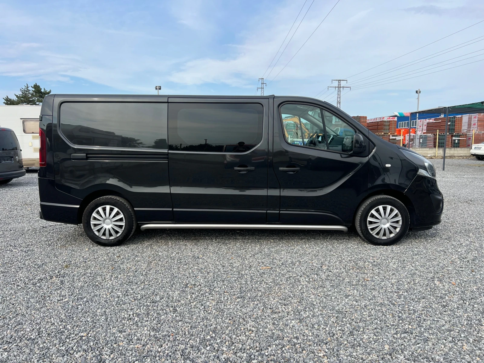 Opel Vivaro ТОВАРОПЪТНИЧЕСКИ, снимка 4 - Бусове и автобуси - 55791526