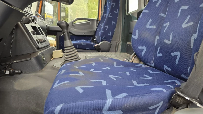 Iveco Trakker 26T45 / ATLAS 190 кран / 6Х4 / тристр.самосвал, снимка 14 - Камиони - 51943743