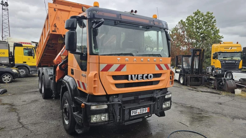 Iveco Trakker 26T45 / ATLAS 190 кран / 6Х4 / тристр.самосвал, снимка 3 - Камиони - 51943743