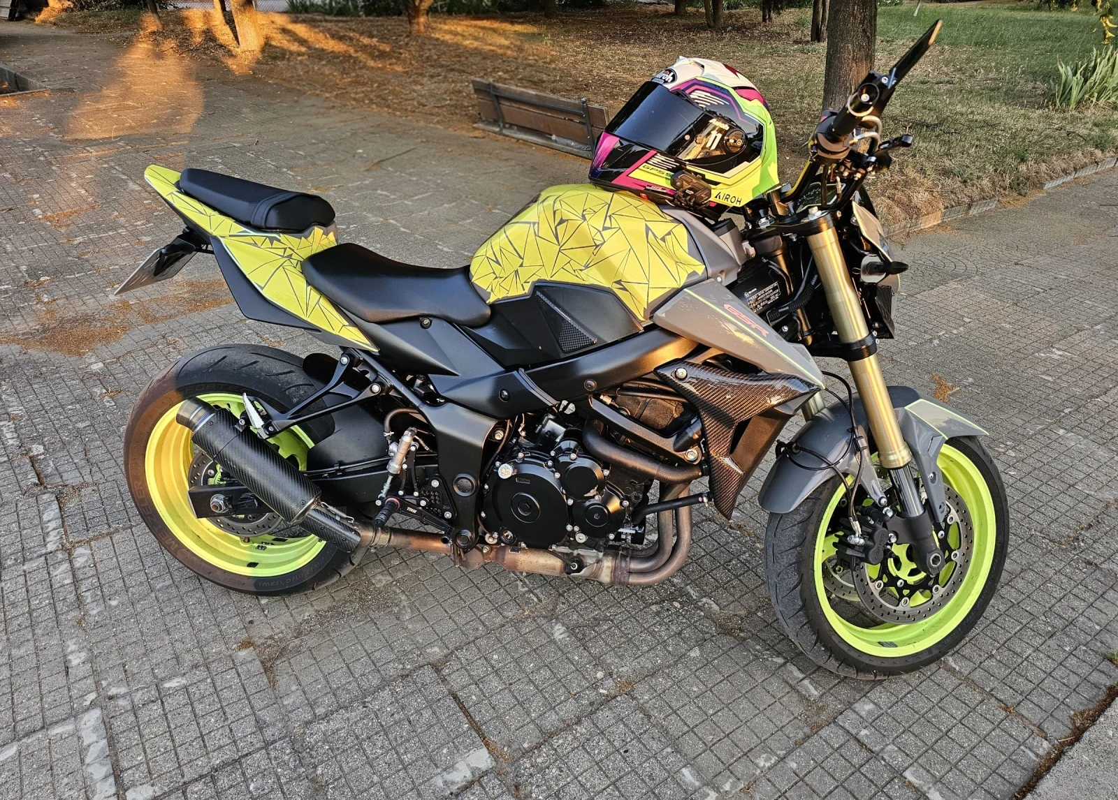 Suzuki Gsr 750, снимка 3 - Мотоциклети и мототехника - 55565662