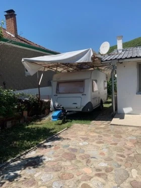 Каравана Knaus 450 , снимка 6