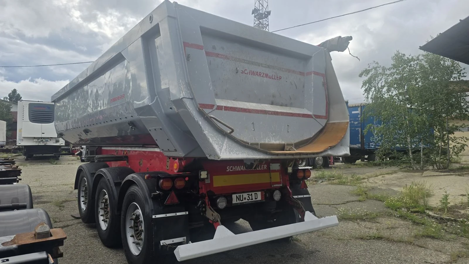 Полуремарке Schwarzmuller 5450  кг. тара / 26 куб., снимка 8 - Ремаркета - 54653464