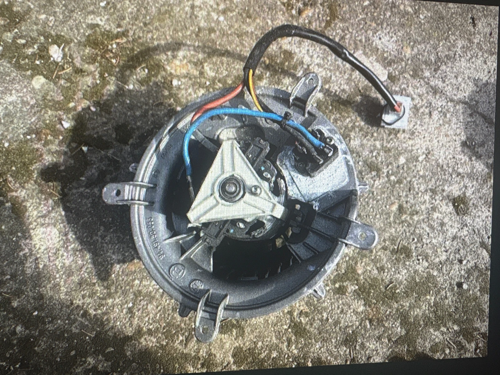   e   C  124 | Mobile.bg   2