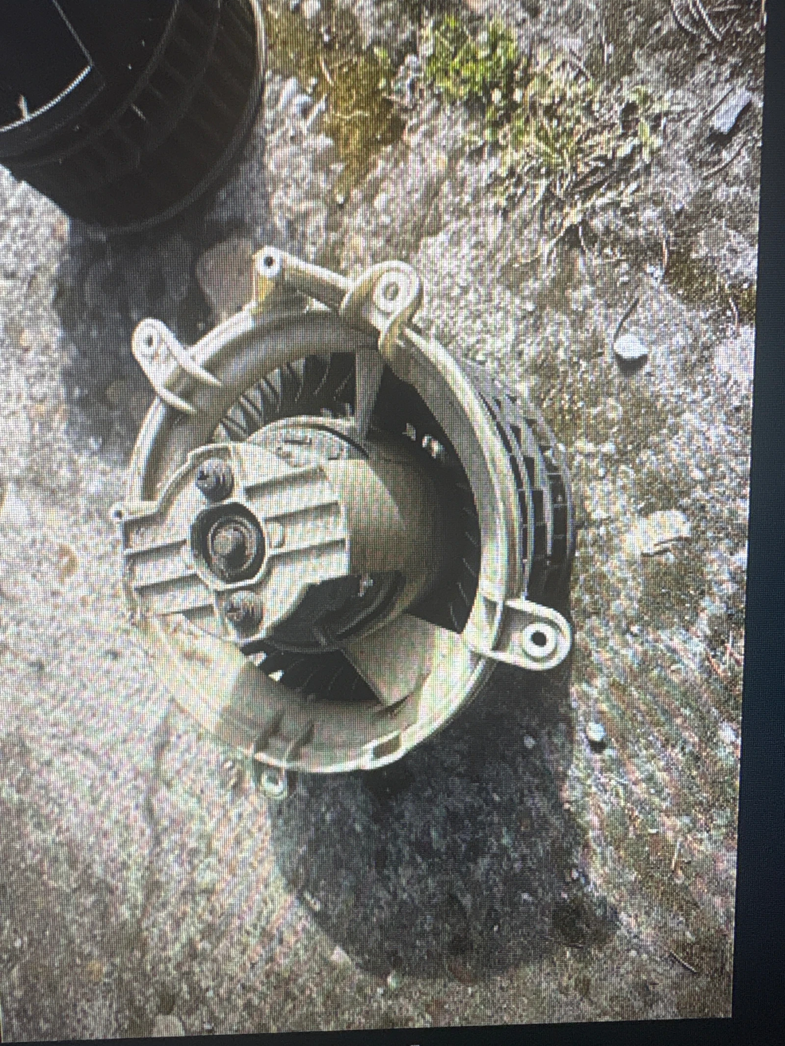   e   C  124 | Mobile.bg   4