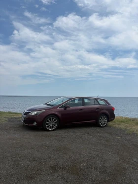 Toyota Avensis Бензин автомат, снимка 2