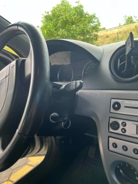 Ford Fiesta 1.6 TDCI, снимка 15