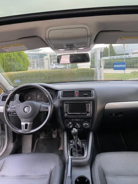 VW Jetta 2.0 TDI / NAVI / START STOP / KEYLESS, снимка 12