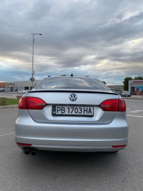 VW Jetta 2.0 TDI / NAVI / START STOP / KEYLESS | Mobile.bg    5