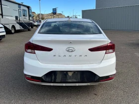 Hyundai Elantra * Preferred * CARFAX *    | Mobile.bg    4