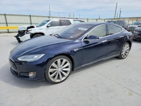������ Tesla Model S
