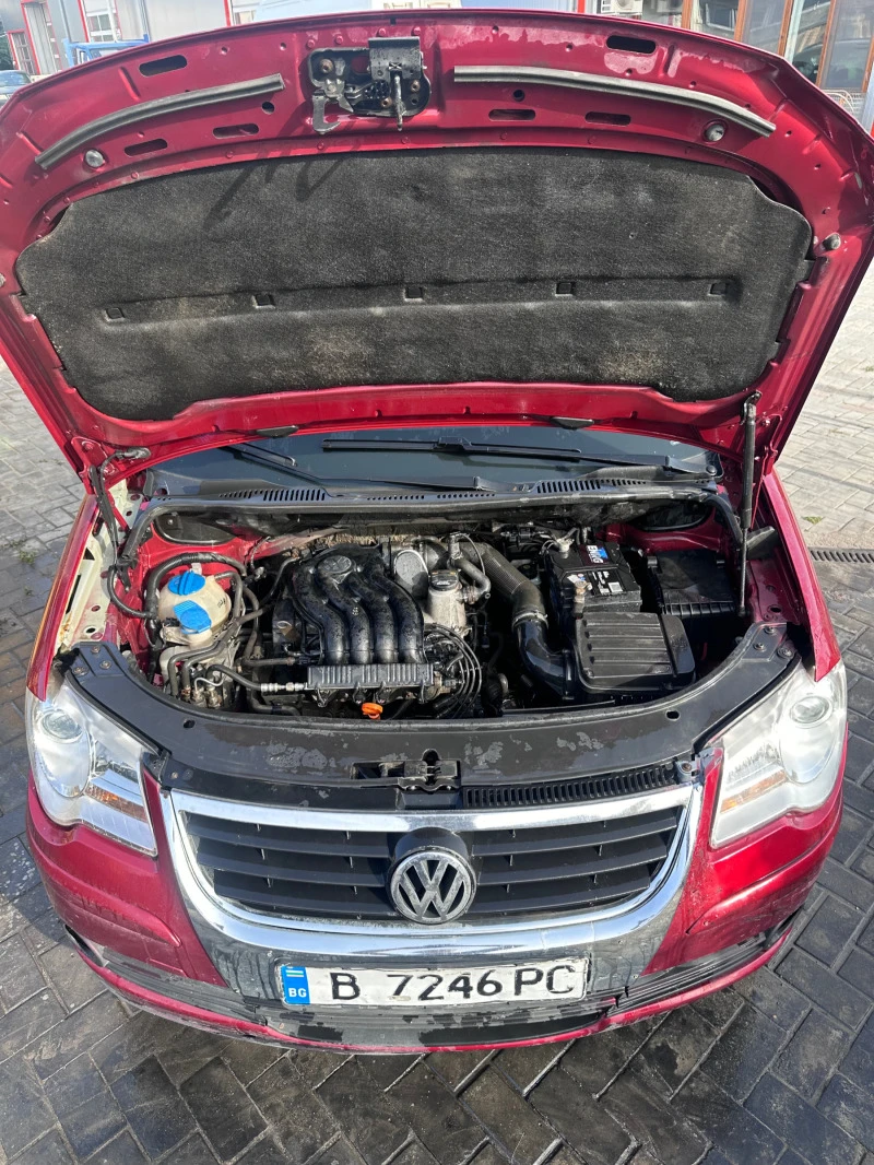 VW Touran Фабричен Метан BSX, снимка 5 - Автомобили и джипове - 48253252