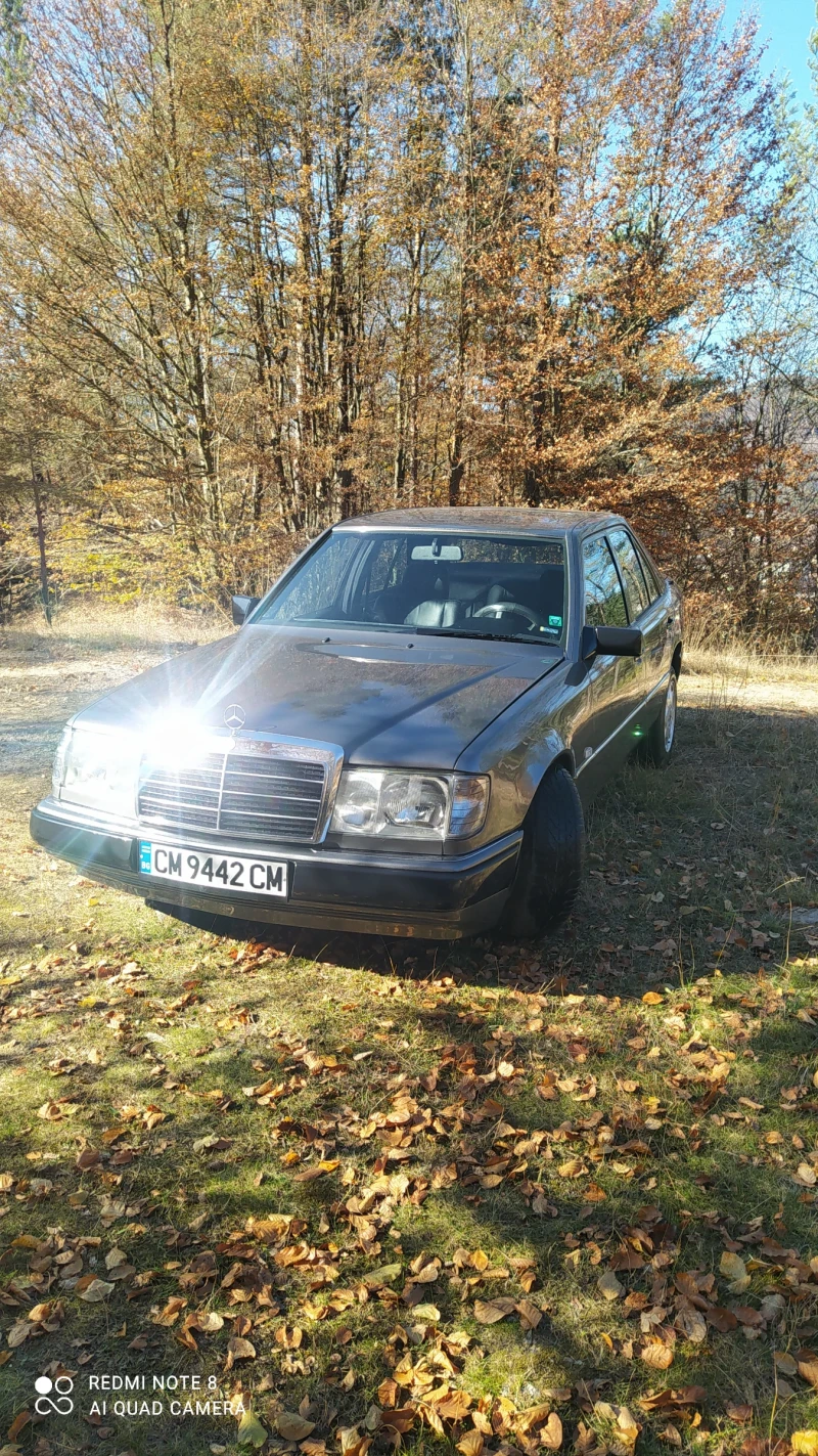 Mercedes-Benz 124 200Е Газ-Бензин, снимка 1 - Автомобили и джипове - 47916758