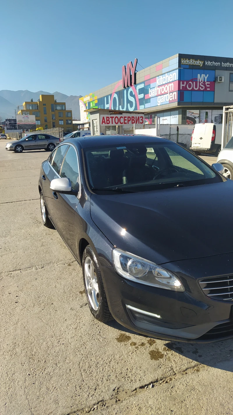 Volvo S60, снимка 1 - Автомобили и джипове - 48351230