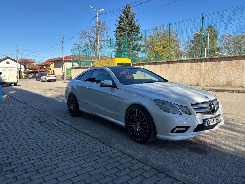 Mercedes-Benz E 250, снимка 4 - Автомобили и джипове - 52507838