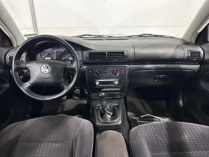 VW Passat 1.9TDI 110hp, снимка 8 - Автомобили и джипове - 53124183