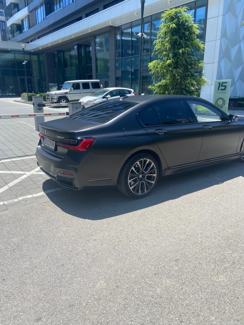 BMW 750, снимка 4 - Автомобили и джипове - 53451148