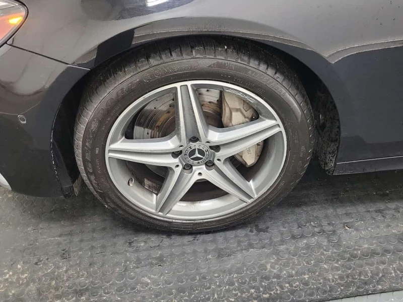 Mercedes-Benz E 300 * CARFAX * ЦЕНА ДО БГ, снимка 14 - Автомобили и джипове - 53563635