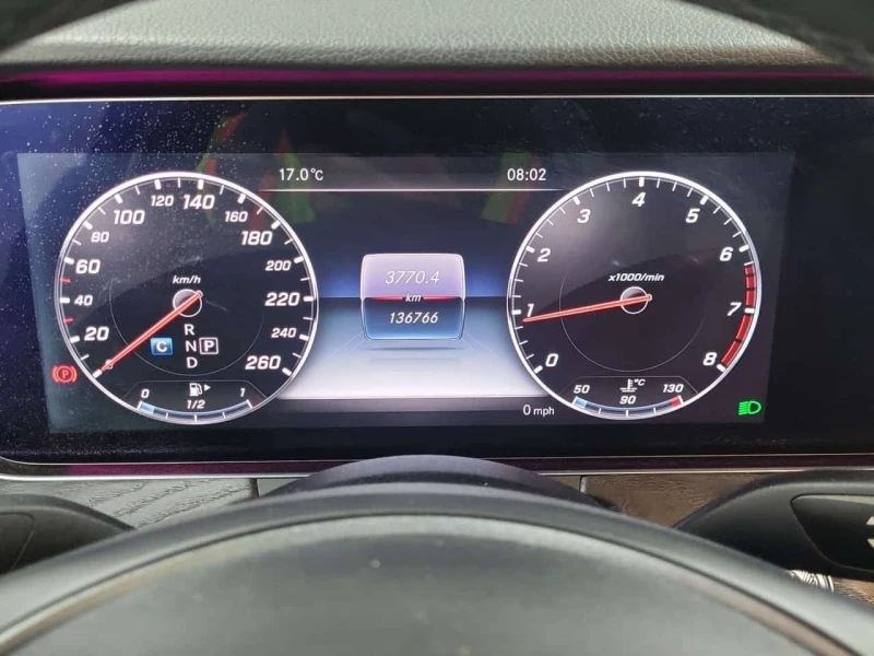 Mercedes-Benz E 300 * CARFAX * ЦЕНА ДО БГ, снимка 11 - Автомобили и джипове - 53563635