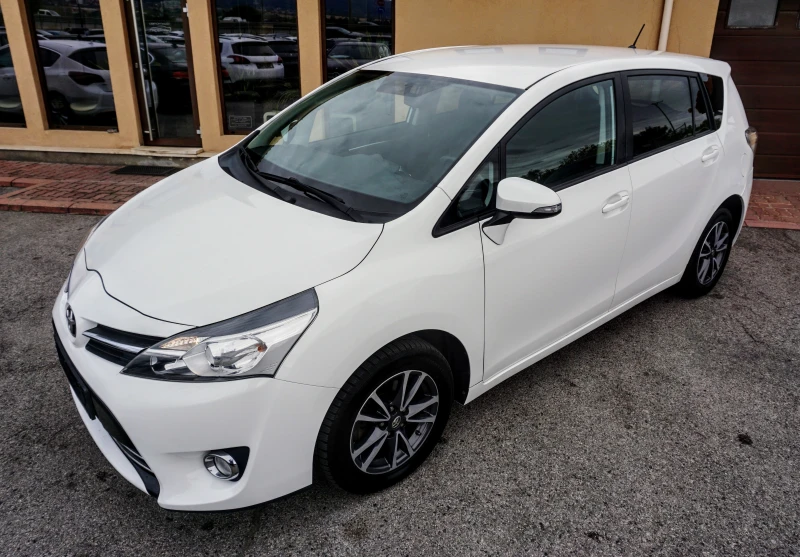 Toyota Verso 2.0D ACTIVE  - 14495 лв. / 7411.18 € - 22753022 1