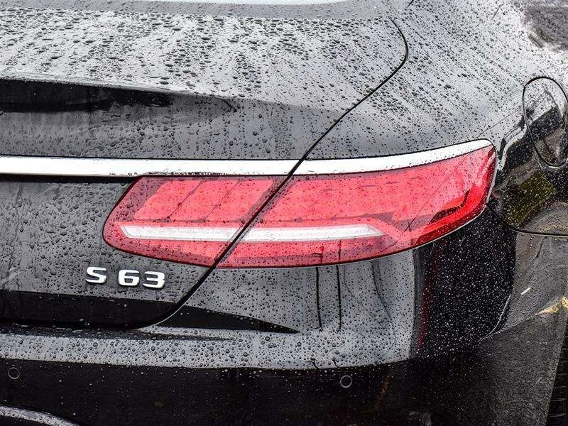 Mercedes-Benz S 63 AMG  Swarovski Crystal Lighting P* CARFAX * ЦЕНА ДО БГ - изображение 8