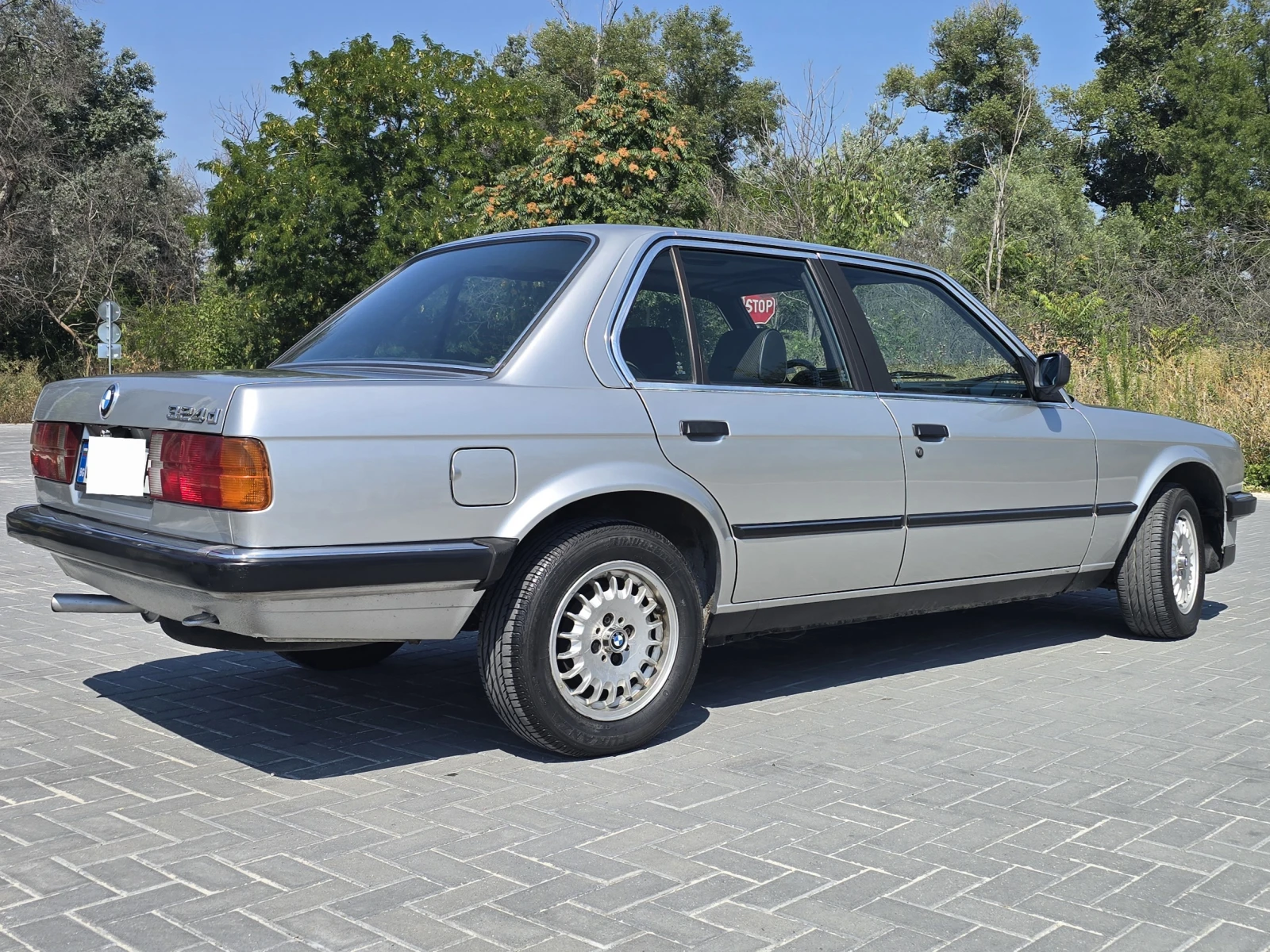 BMW 324 324, снимка 3 - Автомобили и джипове - 54087392