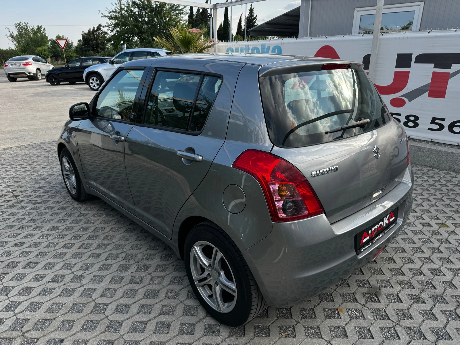 Suzuki Swift 1.3i-82kc= ГАЗ= КЛИМАТИК - изображение 5