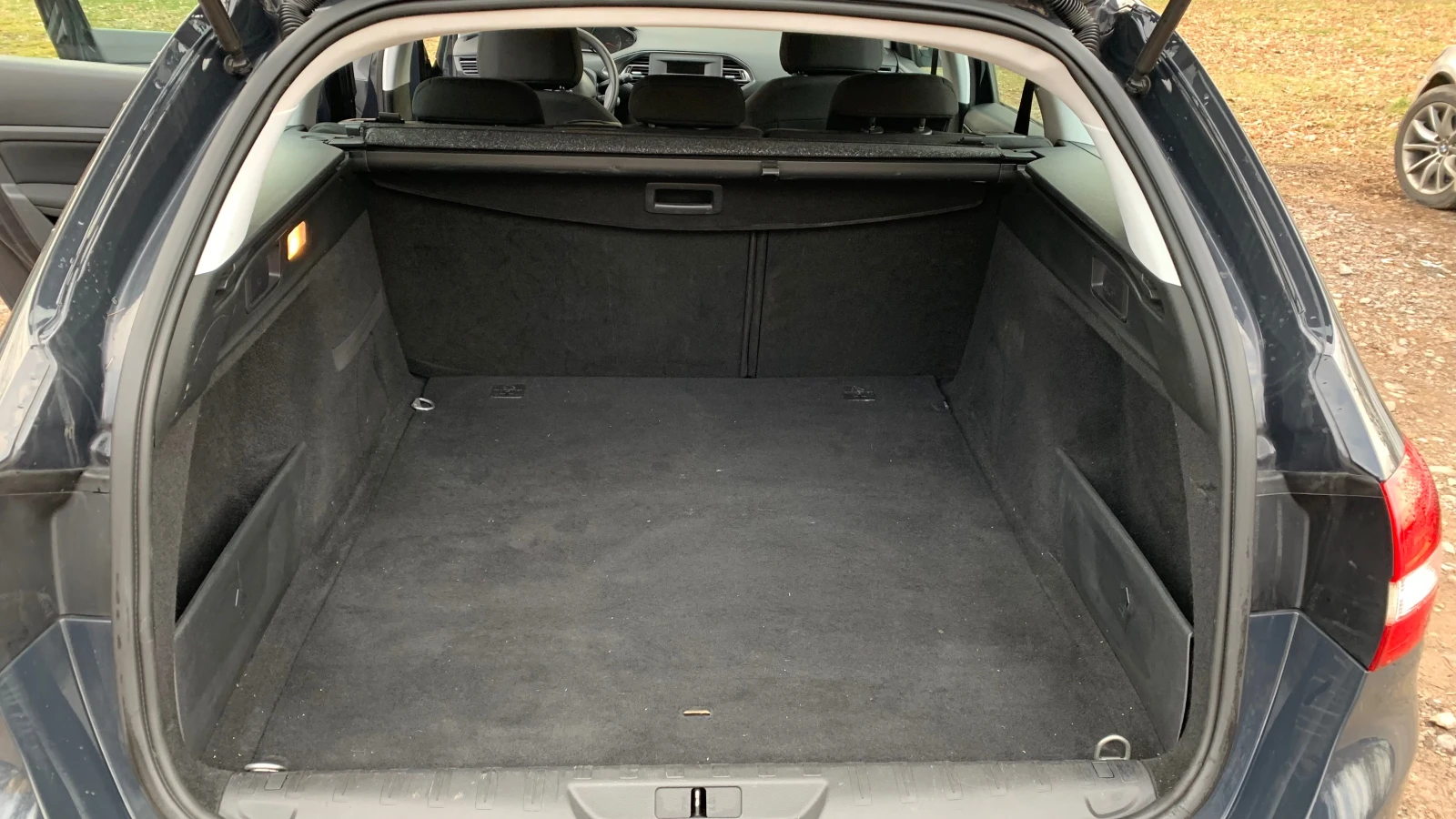 Peugeot 308 1.2i - изображение 9