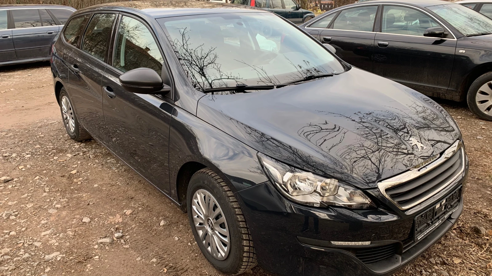 Peugeot 308 1.2i - изображение 2