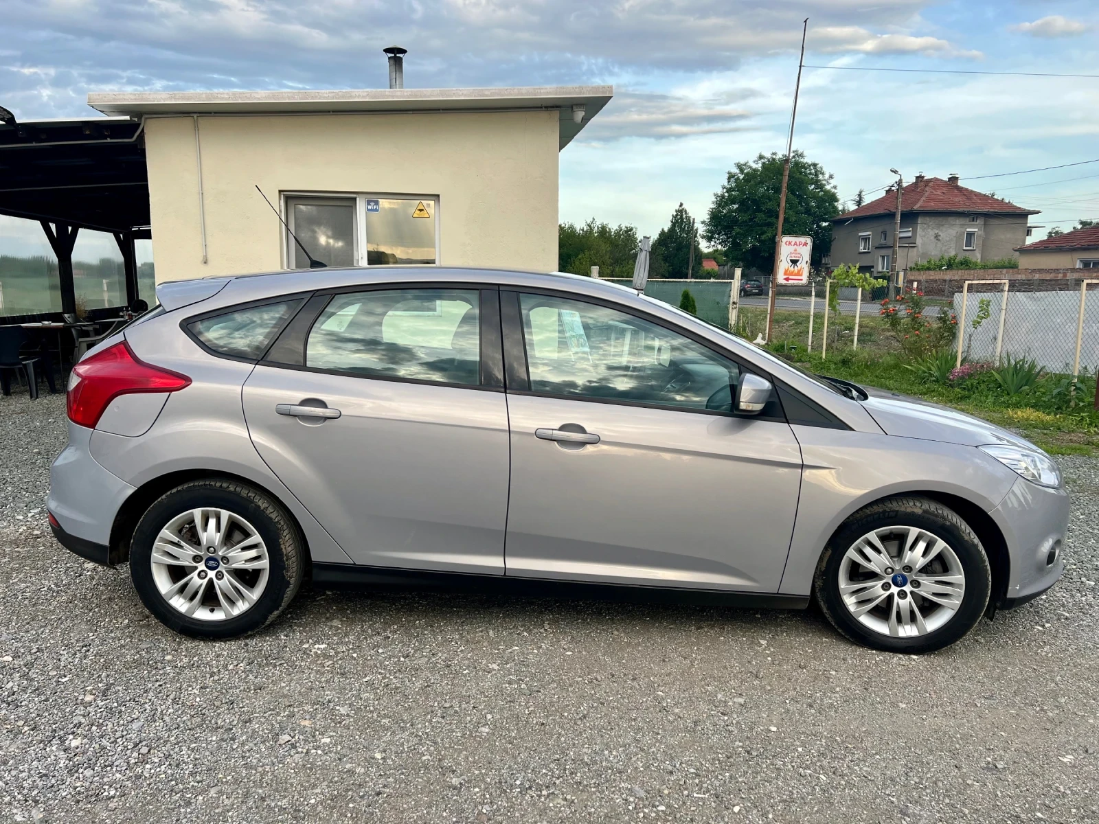 Ford Focus 1.0 EcoBoost 100kc - изображение 4