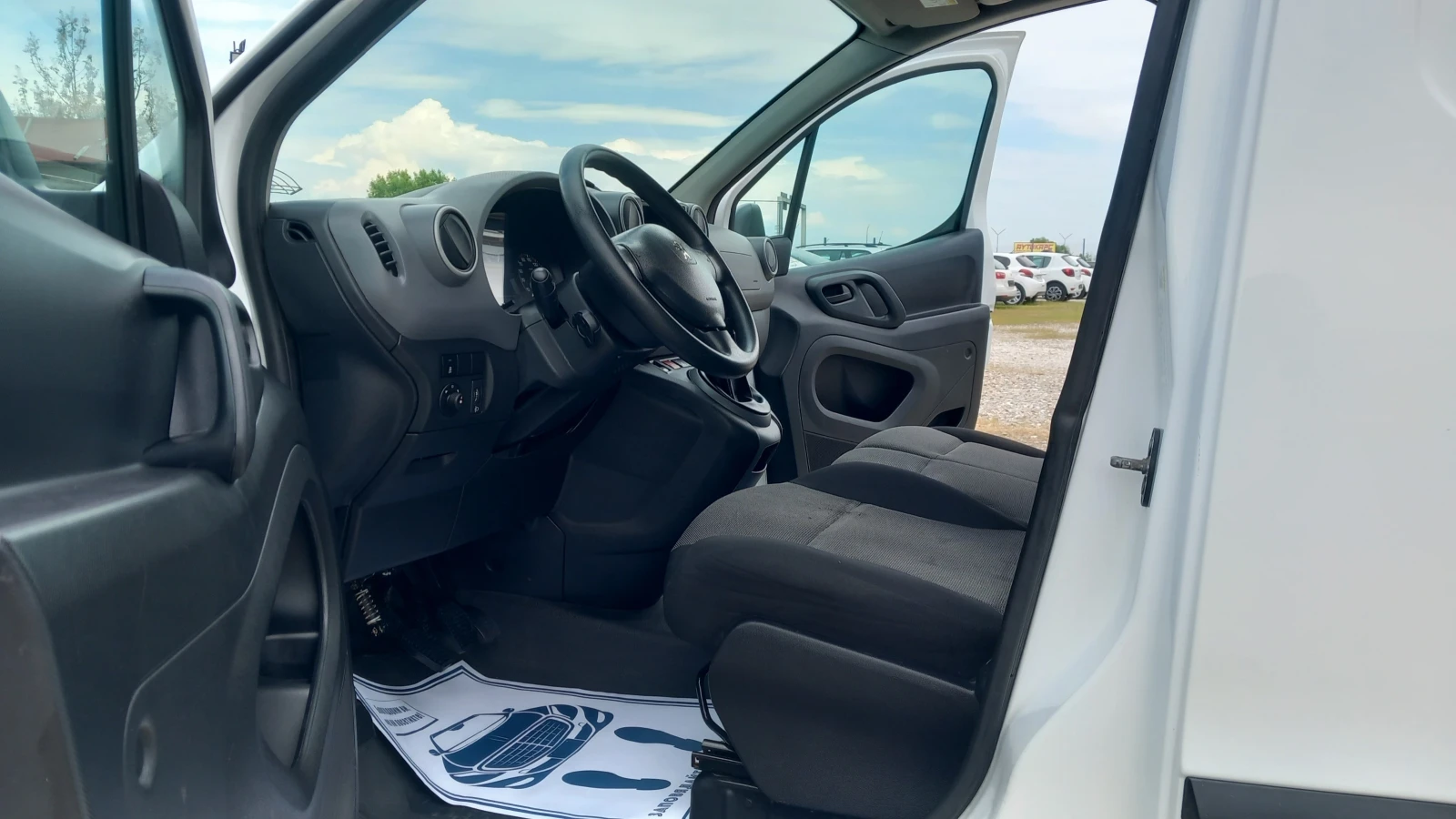 Peugeot Partner 1.6HDI-163000км/КЛИМАТИК/АВТОПИЛОТ/EURO6 - изображение 8