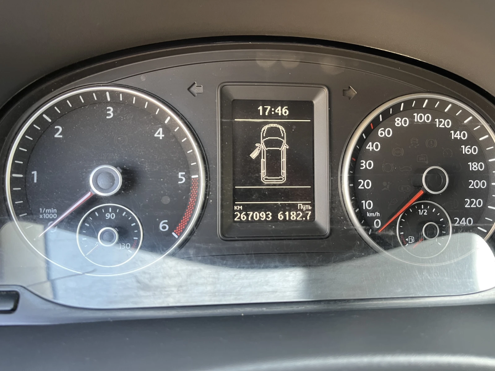 VW Caddy 2.0TDI 4X4 - изображение 8